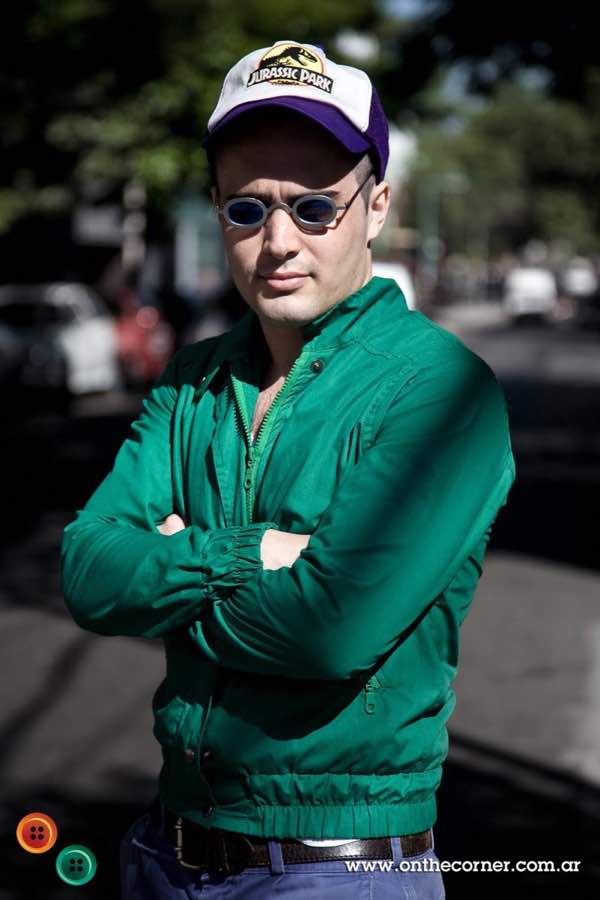 Nicolas, 23 años, camarero.