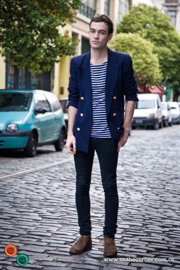 Thiago, 23 años, Estudiante de Diseño de Indumentaria.