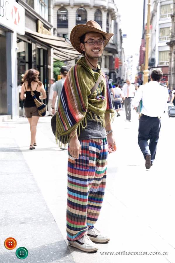 Toshiya, 26 años, Estudiante de Matemática y Electrónica.