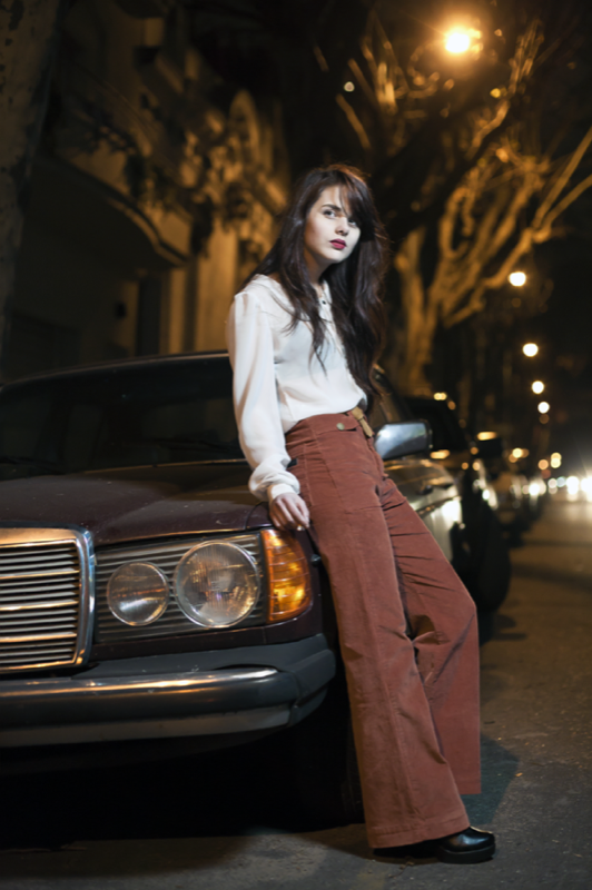 florencia, 21 años, redactora y columnista de harper's bazaar
