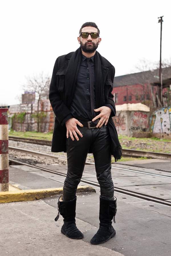 lolo, 38 años, músico.