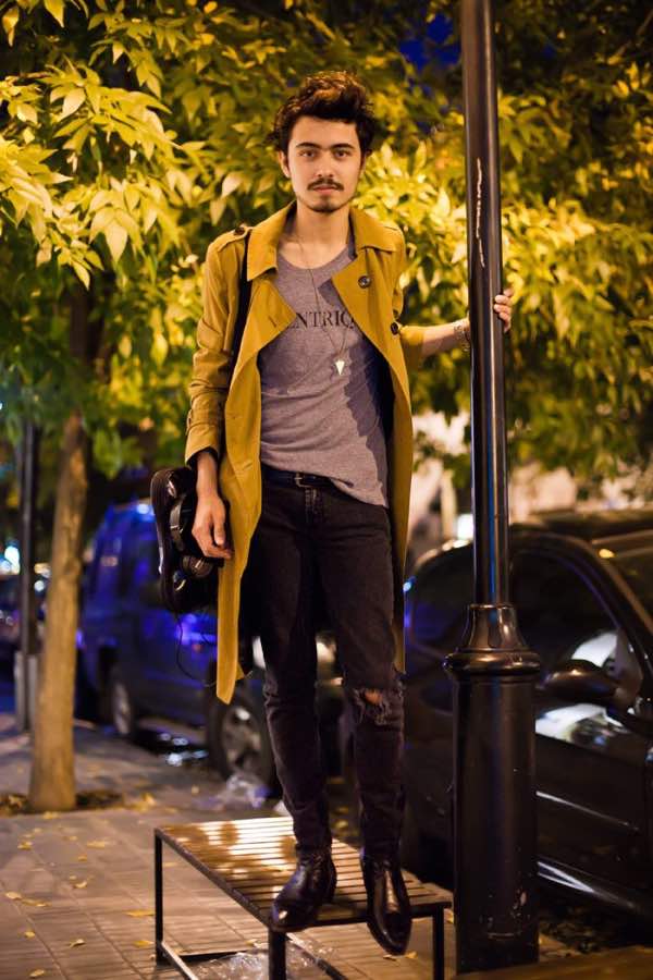 juan, 21 años, estudiante de artes plasticas.