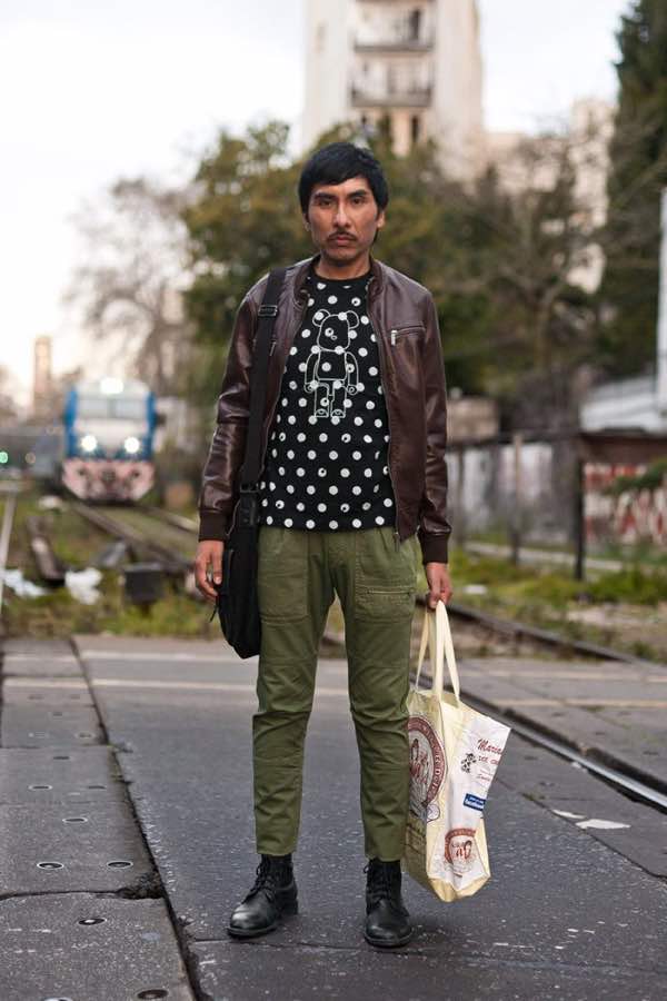 Roberto, 32 años, artista multidisciplinario.