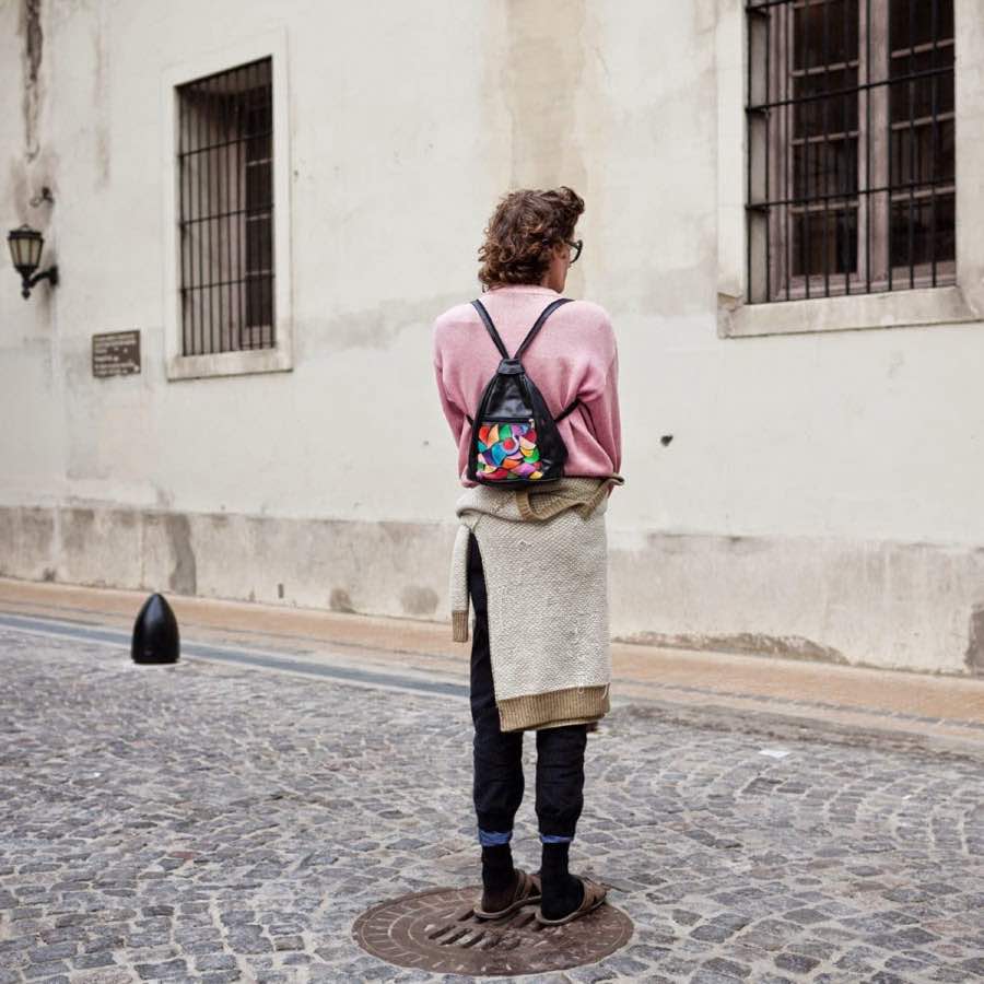 roza, 22 años, estudiante de artes dramáticas.